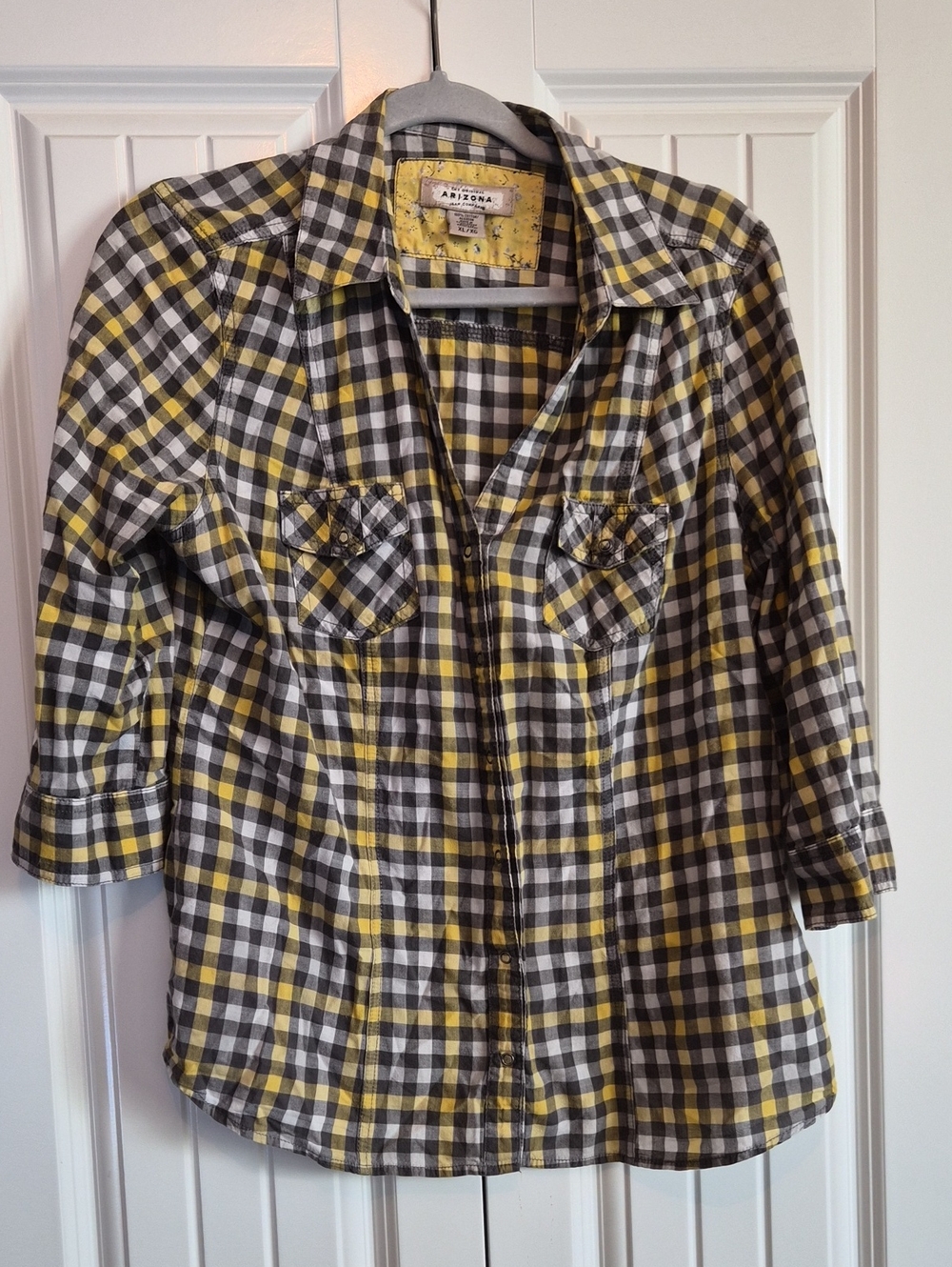 Arizona Jean Company Yellow Black White Plaid Button-Up Shirt